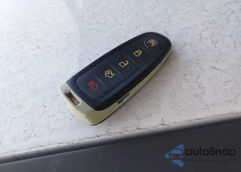 2016 Ford Focus Titanium из США, поврежденный, VIN 1FADP3N26GL313772